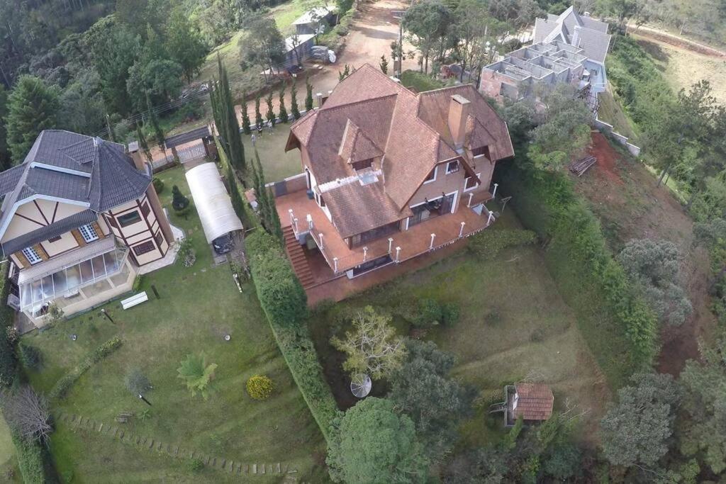 Casa E Vista Privilegiadas No Alto Do Capivari Campos do Jordao Exterior photo